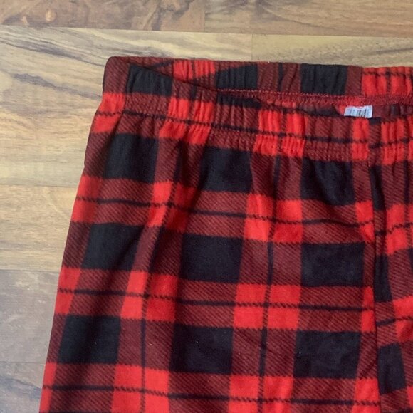 NWT Christmas Pajama Set Shirt Plaid Pant Lounge 2 Piece Red T-Shirt Truck Large - Picture 4 of 16